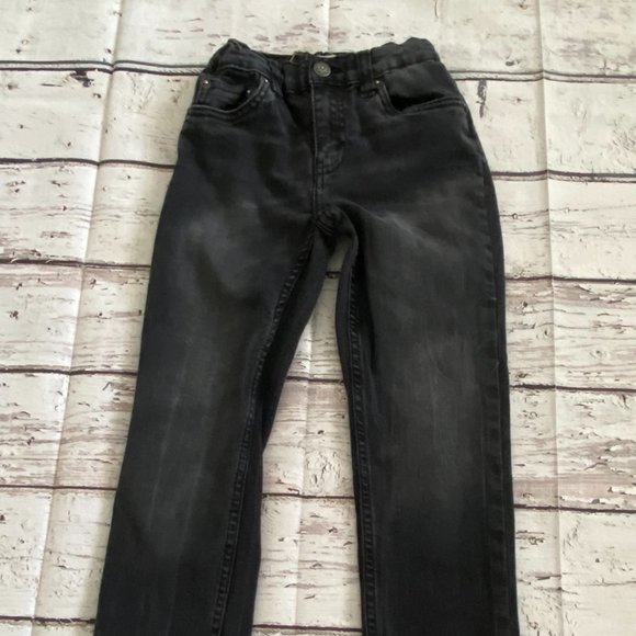 Levi's Boy Slim Taper Jeans size 7 regular w/adjustable straps - Picture 1 of 7